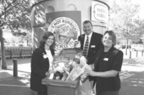 Cllr. Louise Bloom and Eastleigh's Recycling Officers